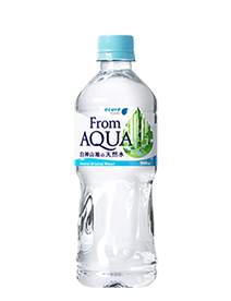 From AQUA 白神山地の天然水 550ml